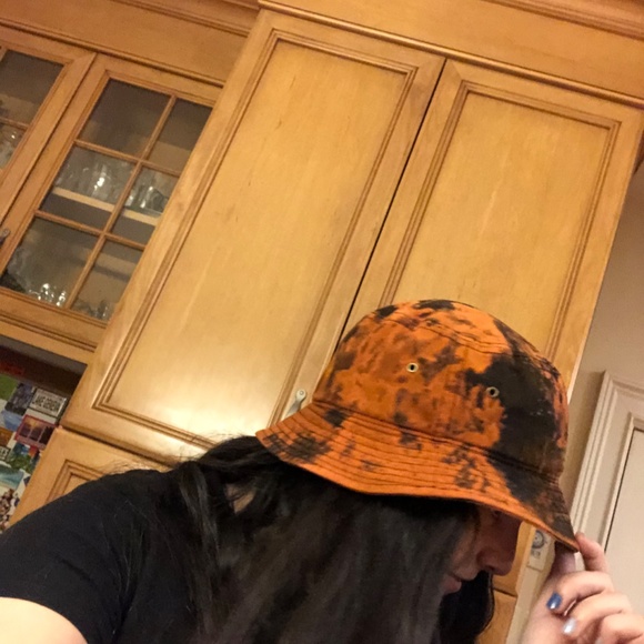 bleach dye bucket hat - Picture 3 of 3